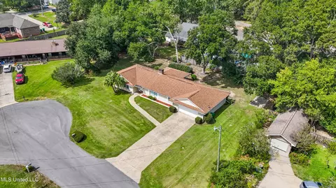 Exterior - 888 Hana Pl, Diamondhead, MS 39525 photo 6 of 6