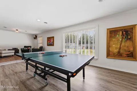 Living - 888 Hana Pl, Diamondhead, MS 39525 photo 5 of 7
