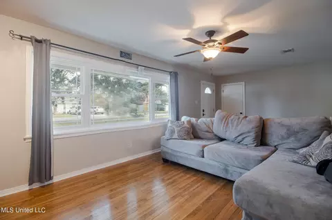 108 Oak View Ave, Long Beach, MS 39560 photo 3