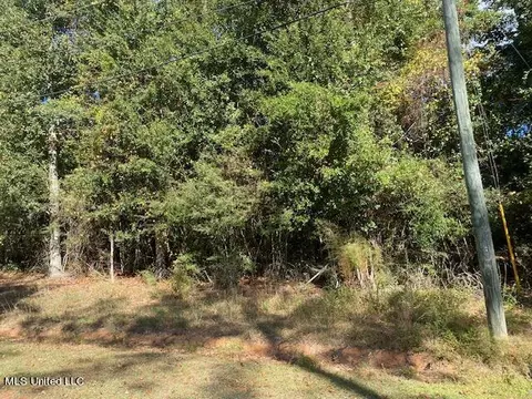 00 Kale St, Diamondhead, MS 39525