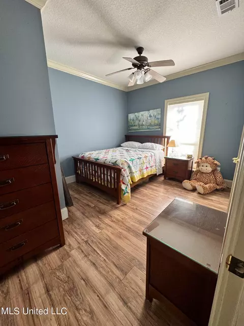 Bedroom - 724 Oleander Ln, Biloxi, MS 39532 photo 4 of 5