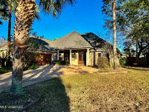 Exterior - 724 Oleander Ln, Biloxi, MS 39532 photo 9 of 9