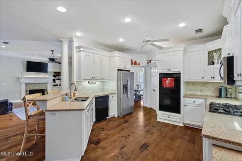 118 Herring Dr, Raymond, MS 39154 photo 9