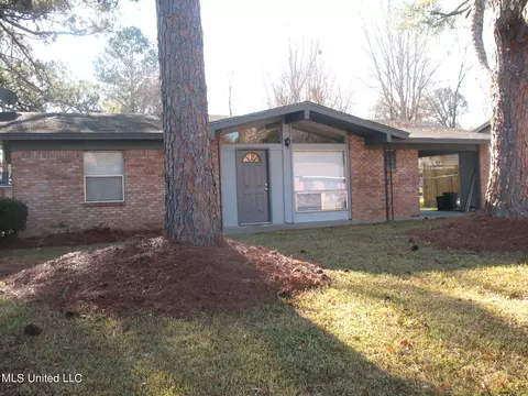6452 Lyndon B Johnson Dr, Jackson, MS 39213