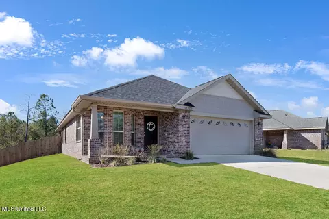 18205 Tiffany Renee Dr, Gulfport, MS 39503