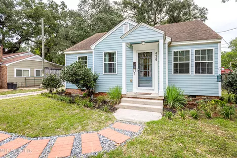 426 Oaklawn Pl, Biloxi, MS 39530
