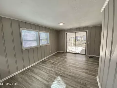 1056 Willow Ave, Canton, MS 39046 photo 6