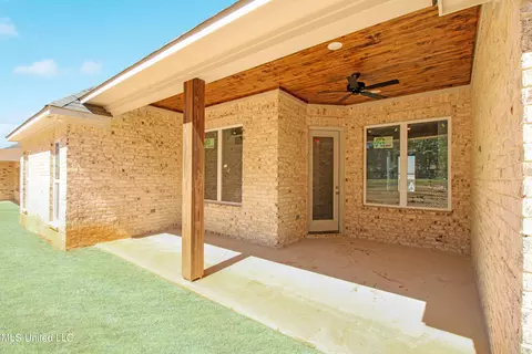 Exterior - 133 Bronson Bnd, Flowood, MS 39232 photo 2 of 4