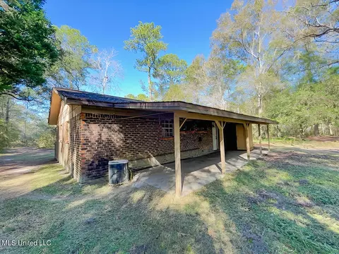 5904 Kings Rd, Moss Point, MS 39563 photo 8