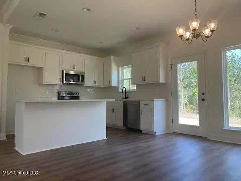Kitchen - 21620 Edgewood Dr, Saucier, MS 39574 photo 2 of 3