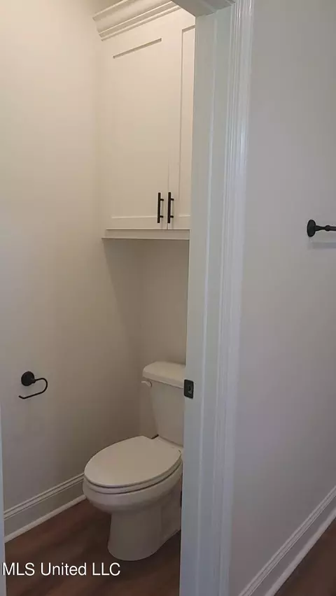 Bath - 21620 Edgewood Dr, Saucier, MS 39574 photo 4 of 6