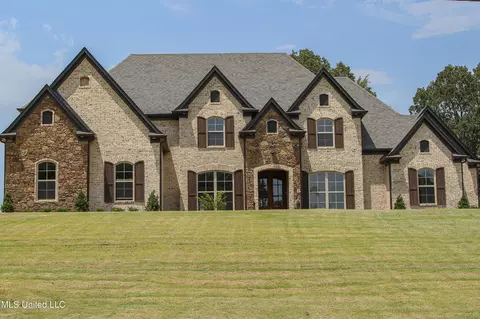 4612 Polk Ln, Olive Branch, MS 38654