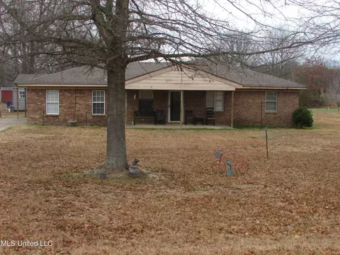 2223 Grass Pond Rd, Hernando, MS 38632
