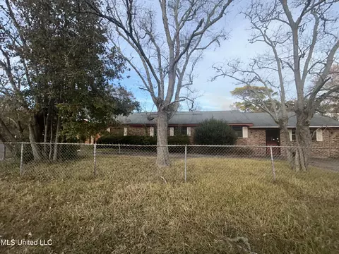 Exterior - 3936 Magnolia St, Moss Point, MS 39563 photo 2 of 3
