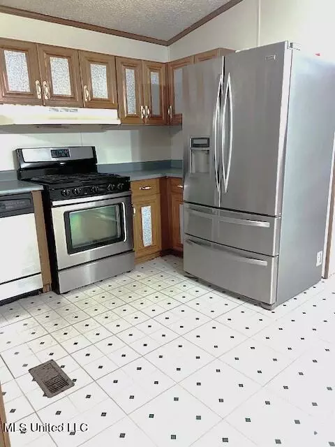 Kitchen - 32 County Road 510, Como, MS 38619 photo 1 of 1