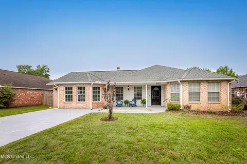 3525 N 11th St, Ocean Springs, MS 39564