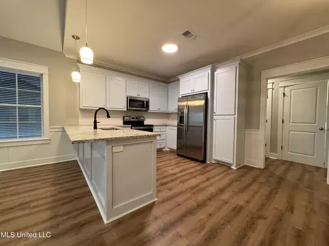 Kitchen - 3532 Loulu Pl, Diamondhead, MS 39525 photo 7 of 7