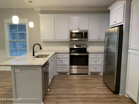 Kitchen - 3532 Loulu Pl, Diamondhead, MS 39525 photo 3 of 7