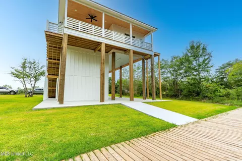 Exterior - 3532 Loulu Pl, Diamondhead, MS 39525 photo 5 of 6