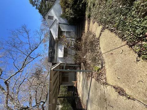103 Barbara Ave, Jackson, MS 39209