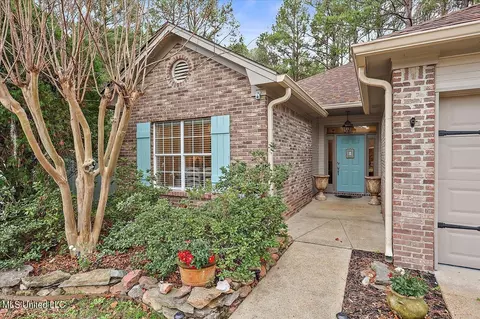 148 Commonwealth Ave, Brandon, MS 39047