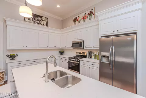201 Sweetbriar Cir, Canton, MS 39046 photo 11