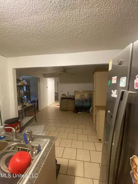 8305 Sherbrook St, Moss Point, MS 39562 photo 3