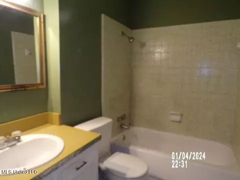 2077 Scanlon Dr, Jackson, MS 39204 photo 7