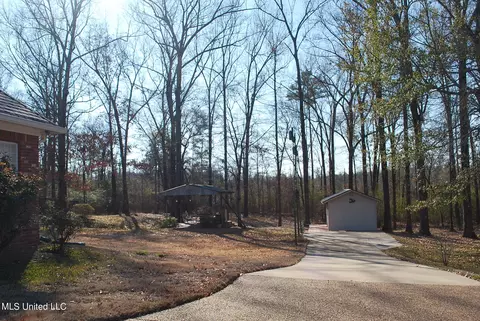 204 Seminole Cir, Terry, MS 39170 photo 58