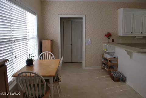 204 Seminole Cir, Terry, MS 39170 photo 24