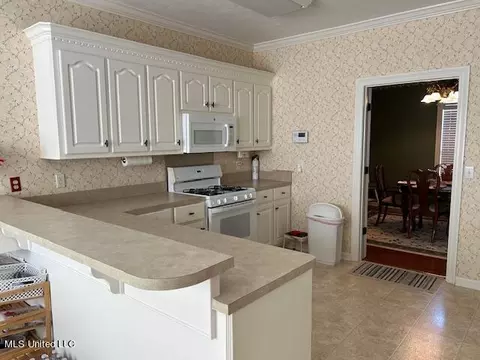 204 Seminole Cir, Terry, MS 39170 photo 18