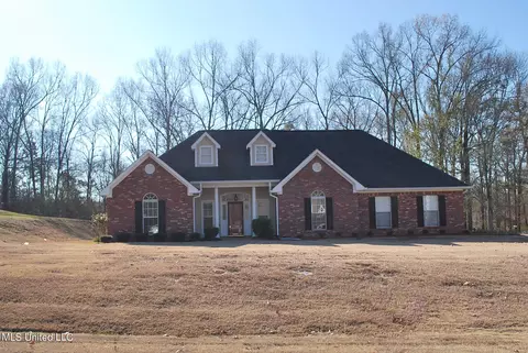 204 Seminole Cir, Terry, MS 39170