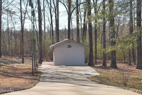 204 Seminole Cir, Terry, MS 39170 photo 59