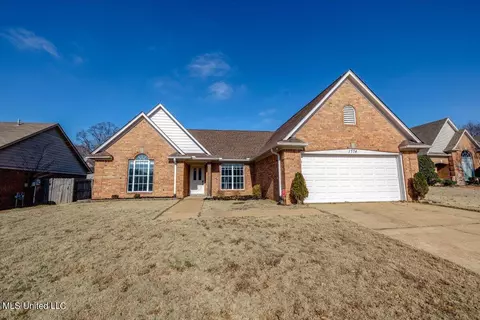 1774 Greencliff Dr, Southaven, MS 38671
