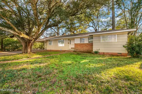 Exterior - 1539 Wilhurst St, Jackson, MS 39211 photo 3 of 9