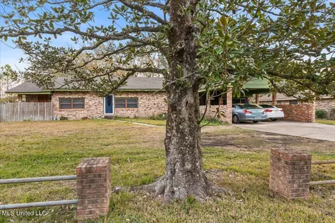 794 Klondyke Rd, Long Beach, MS 39560