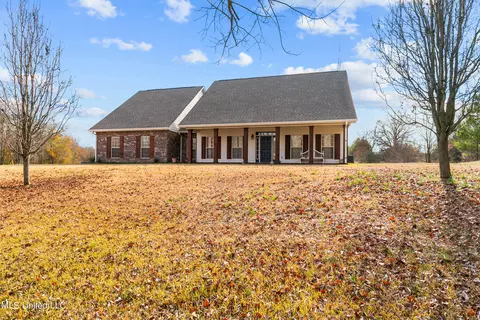 8585 Clinton Tinnin Rd, Clinton, MS 39056