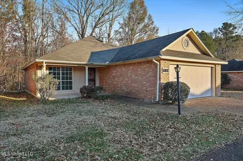 602 E Biscayne Cv, Clinton, MS 39056