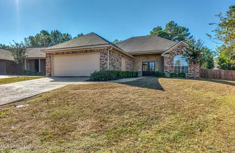 106 Summerdale Pl, Brandon, MS 39047
