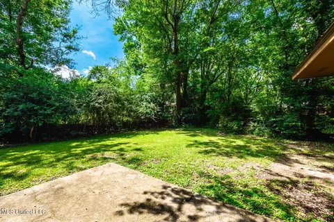 5750 Beechcrest Ct, Jackson, MS 39211 photo 27