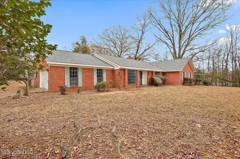 825 N N Kathy Circle Cir, Canton, MS 39046