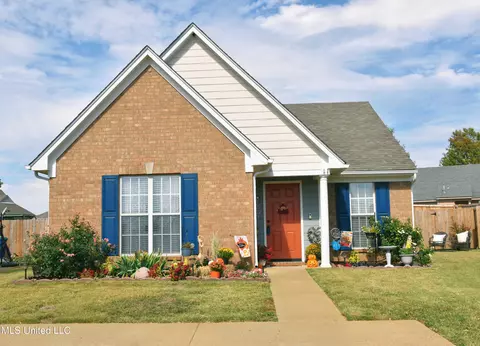 1570 Sarah Ann Cv, Southaven, MS 38671