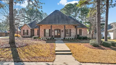111 Winterbury Dr, Madison, MS 39110