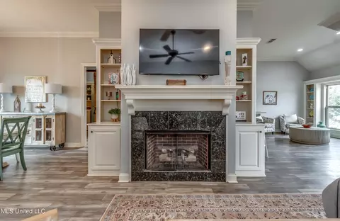 407 Providence Dr, Brandon, MS 39042 photo 7