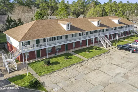 5080 Gautier Vancleave Rd #C5, Gautier, MS 39553