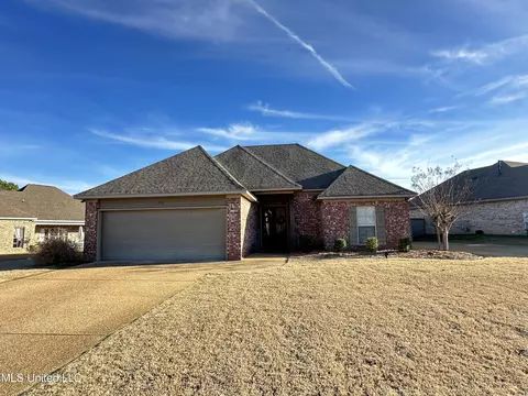 1976 E Ridge Cir, Madison, MS 39110