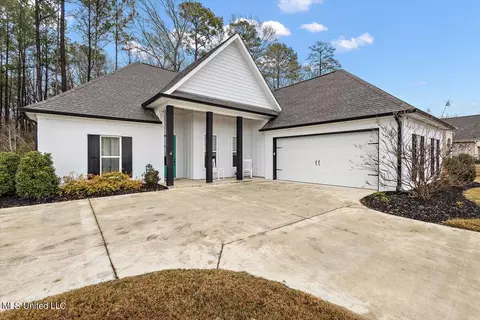 641 Wild Horse Ln, Brandon, MS 39042