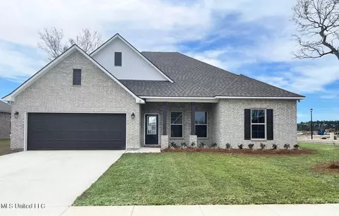 10 Red Oak Dr, Long Beach, MS 39560