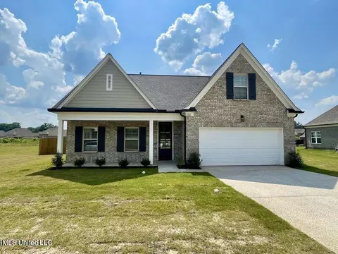 5727 Tucker Lndg, Horn Lake, MS 38637