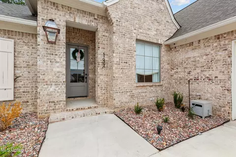 137 Herons Bay Cir, Madison, MS 39110 photo 5